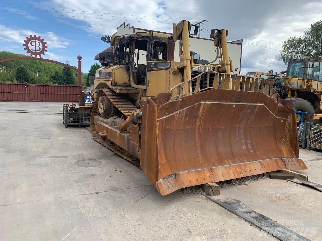 CAT D 8 R II Buldooserid