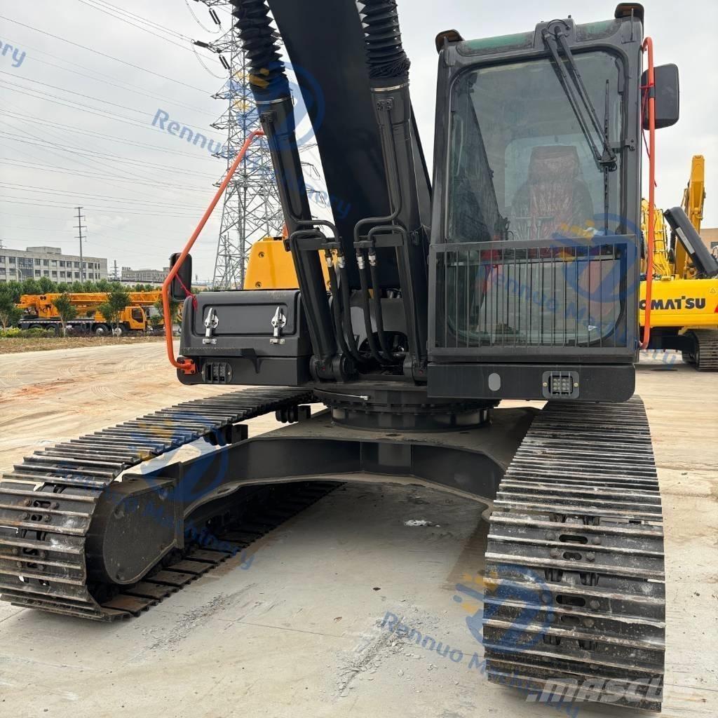 Volvo EC210 Roomikekskavaatorid