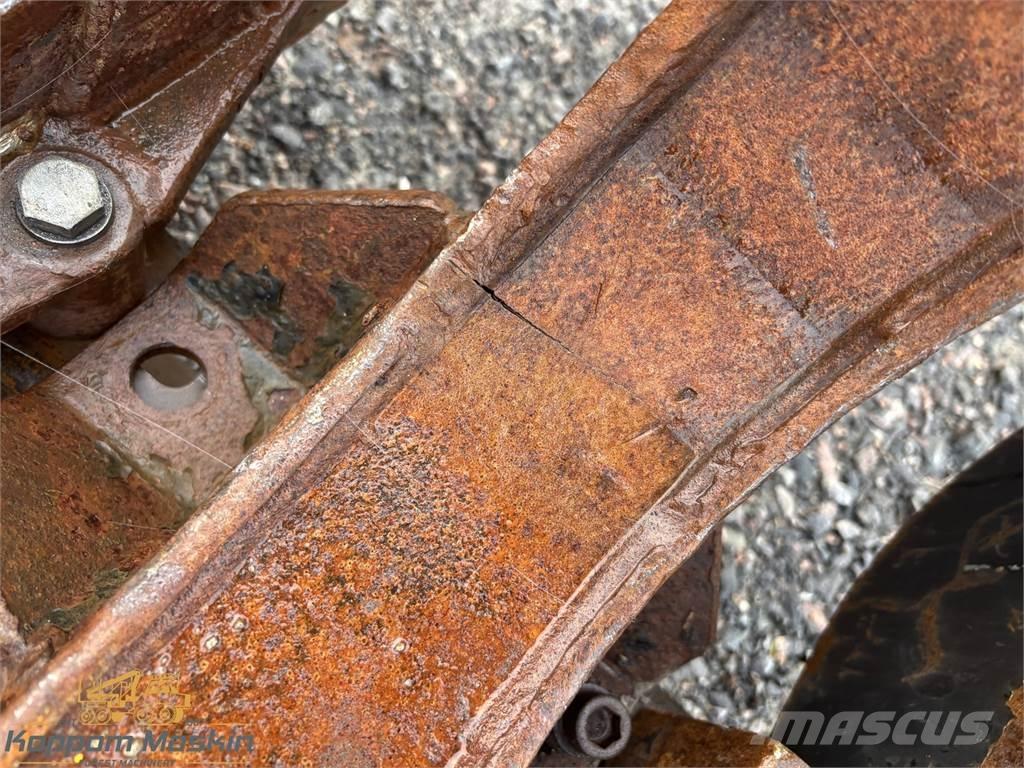 Valmet 840 Muud osad