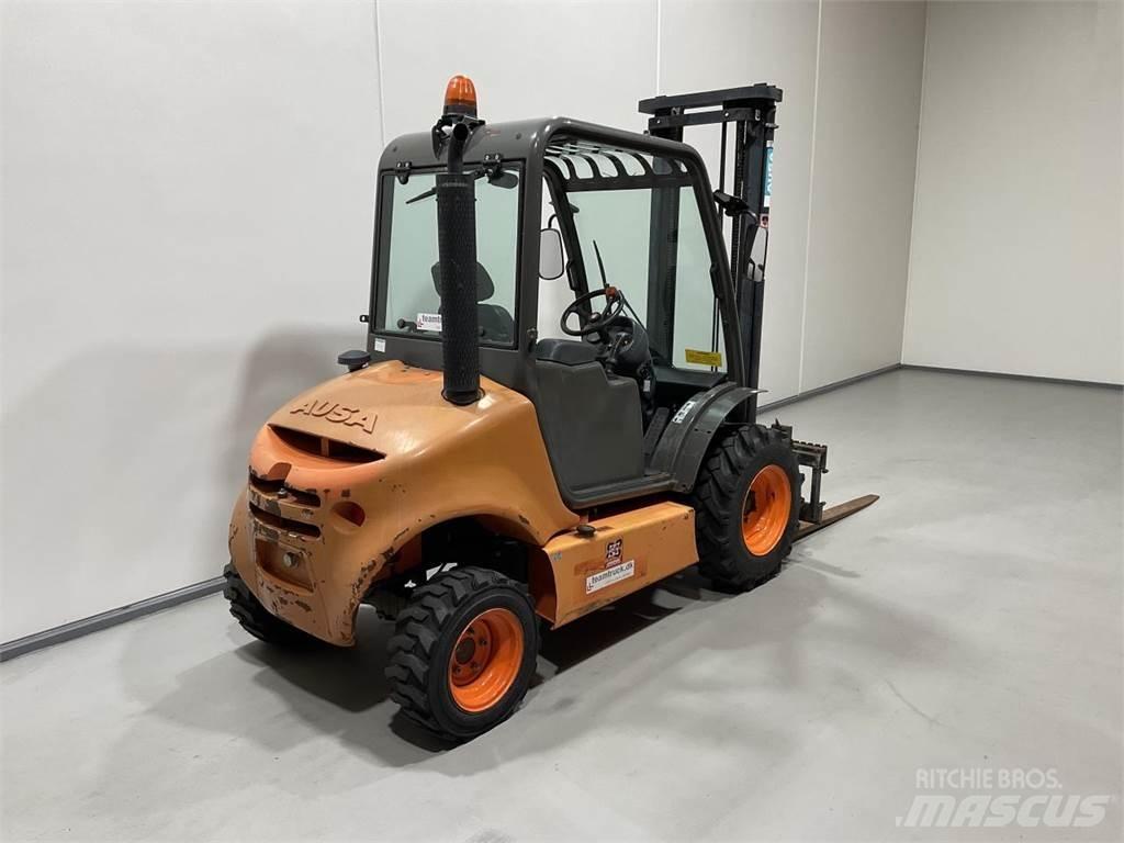 Ausa C150H X4 Maastikutõstukid