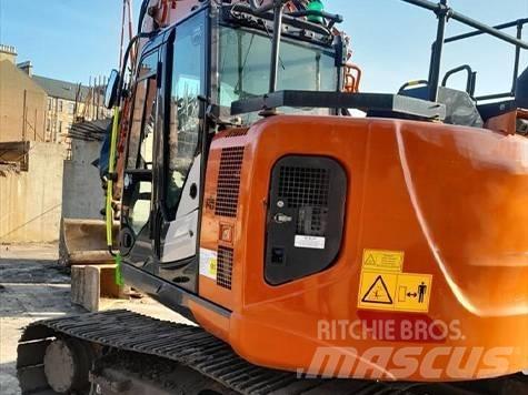 Hitachi ZX 135 US-6 Roomikekskavaatorid