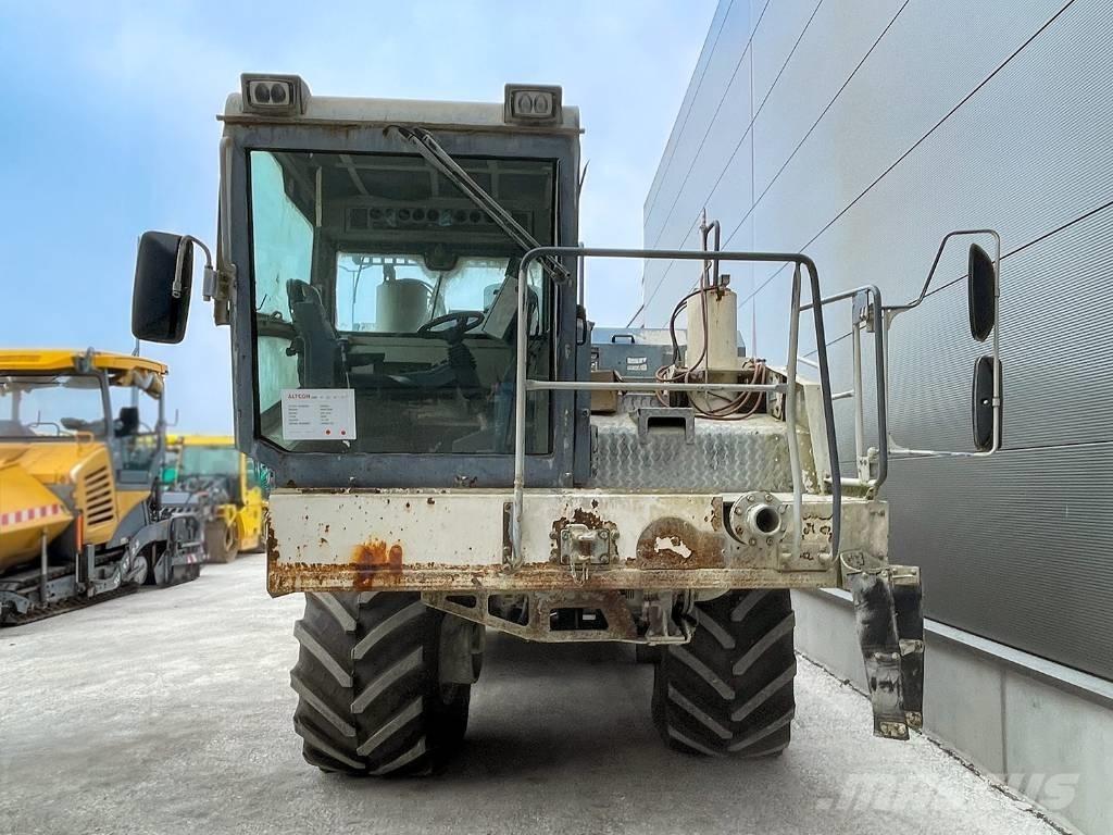 Wirtgen WR 2400 Asfaldi taaskasutuse masinad