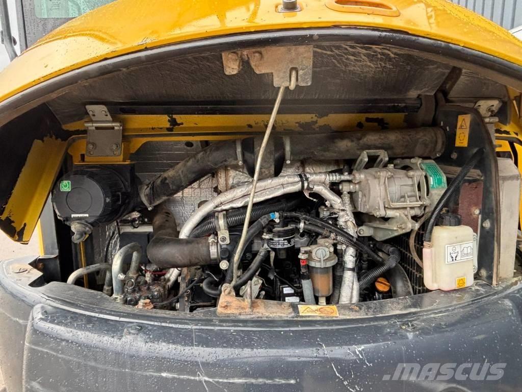 Komatsu PC 80 MR-3 Väikeekskavaatorid 7t-12t