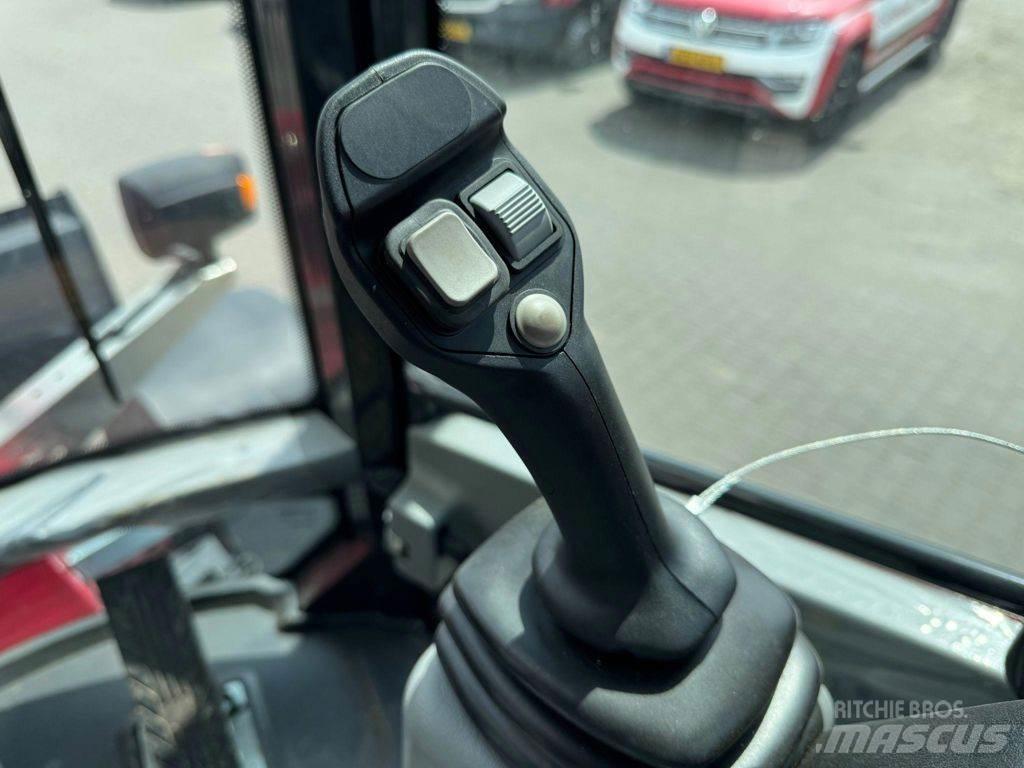Yanmar V120 Rataslaadurid