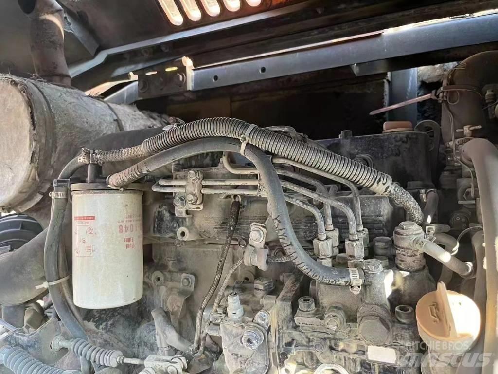 Doosan DX60W Ratasekskavaatorid