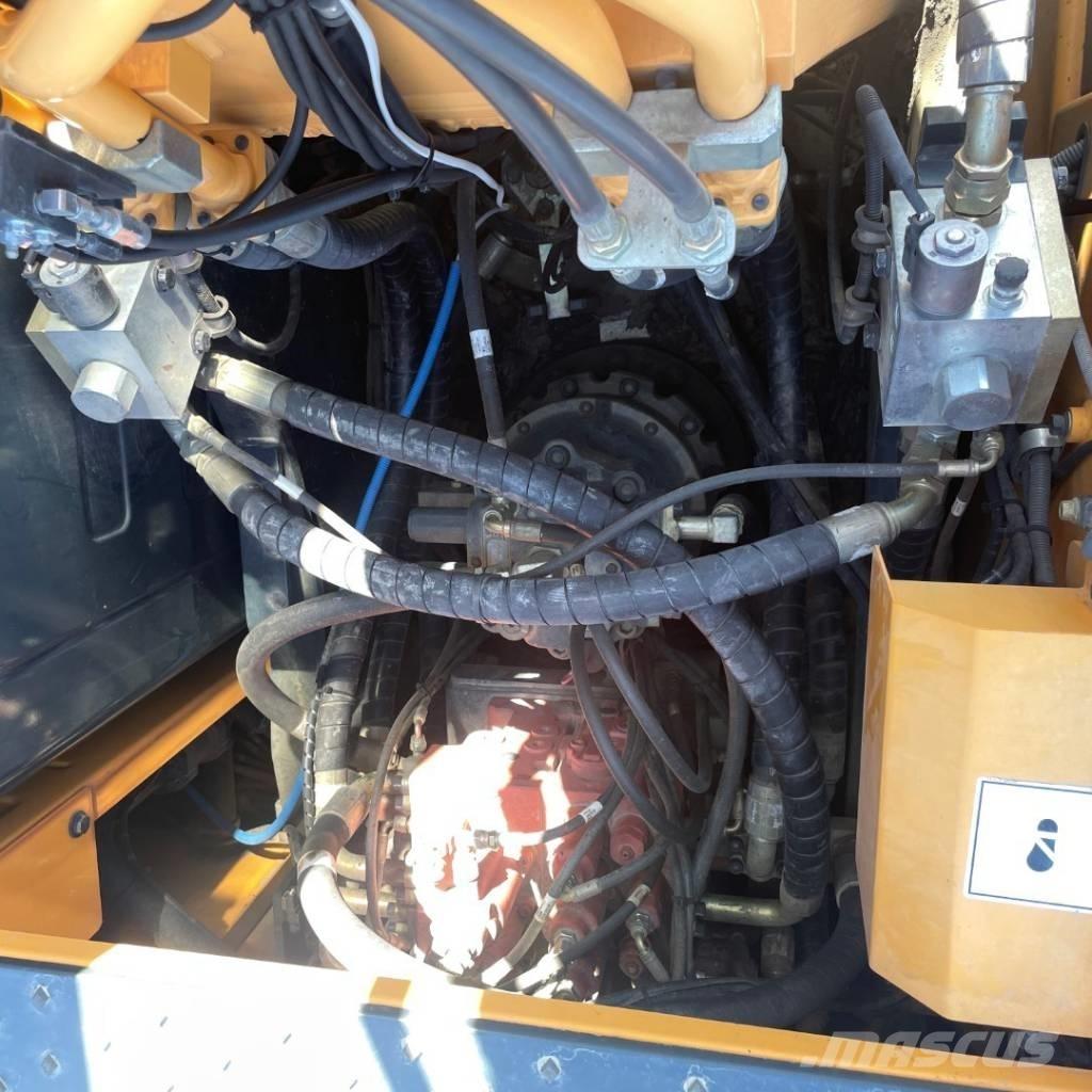 Hyundai HX220L Roomikekskavaatorid