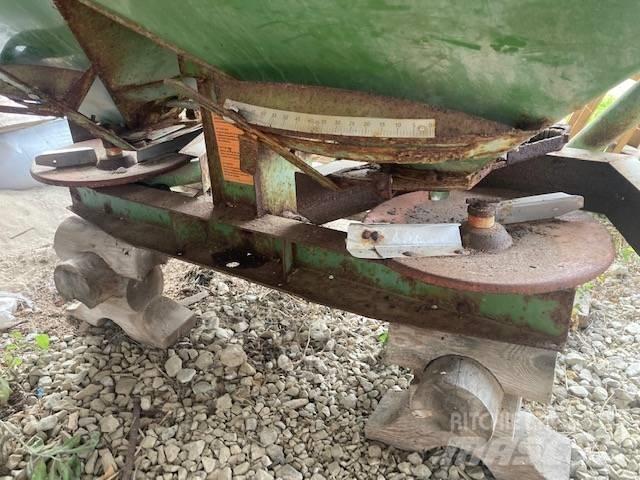 Amazone ZA-U 1500 Mineraalväetise laoturid