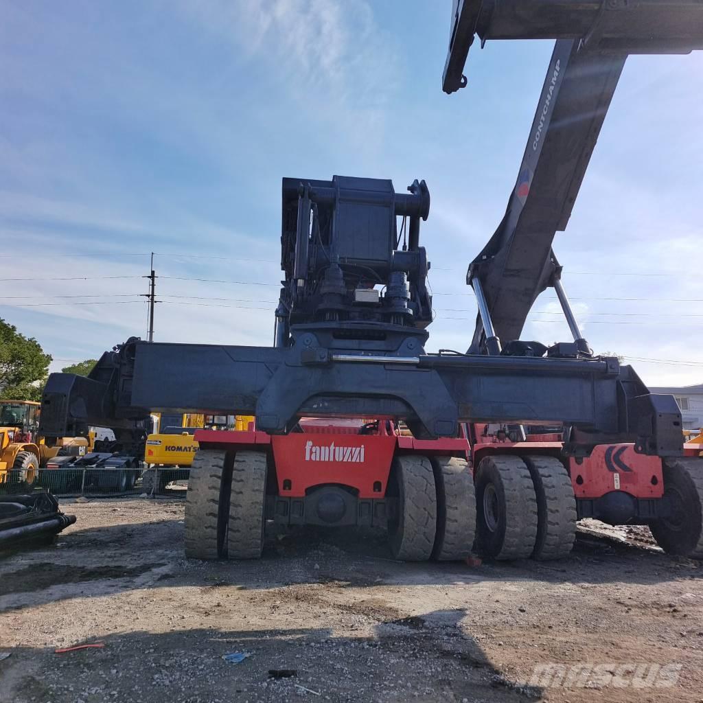 Fantuzzi CS 45 KM Konteineritõstukid