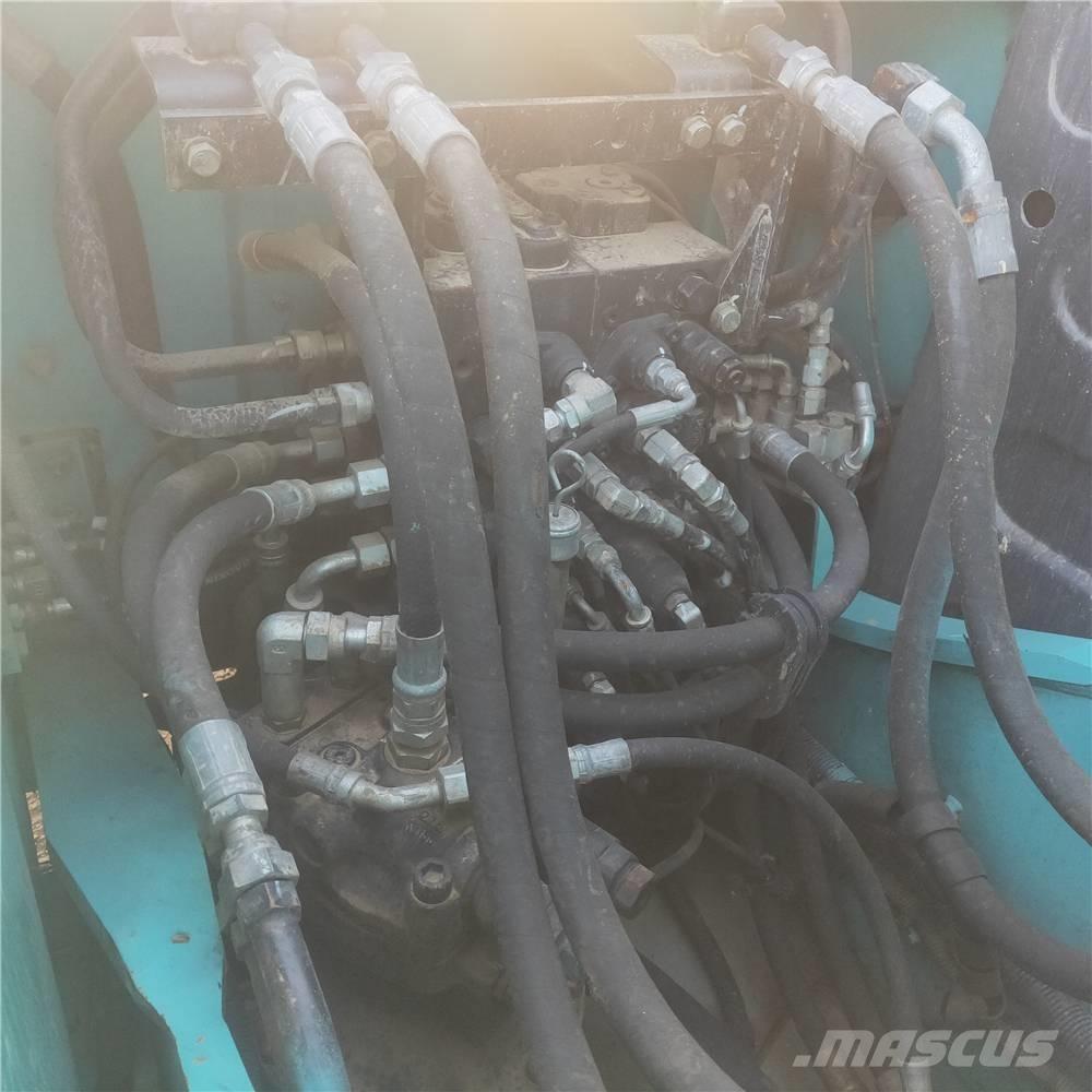 Kobelco SK130 Roomikekskavaatorid