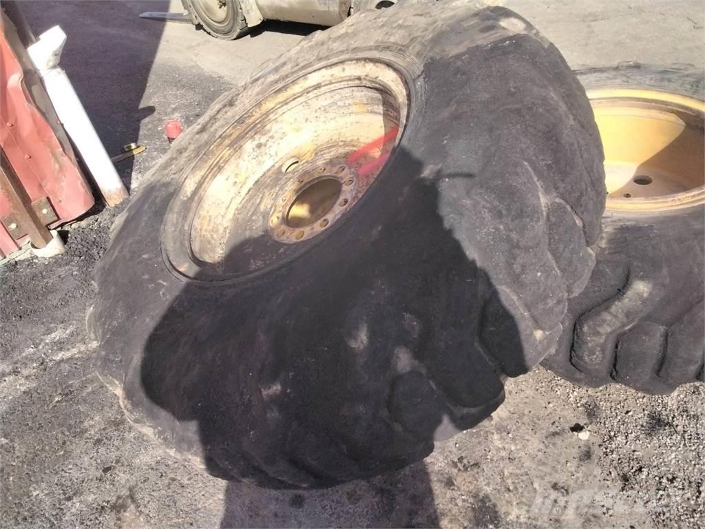 Nokian Els 17,5x25 Rehvid, rattad ja veljed