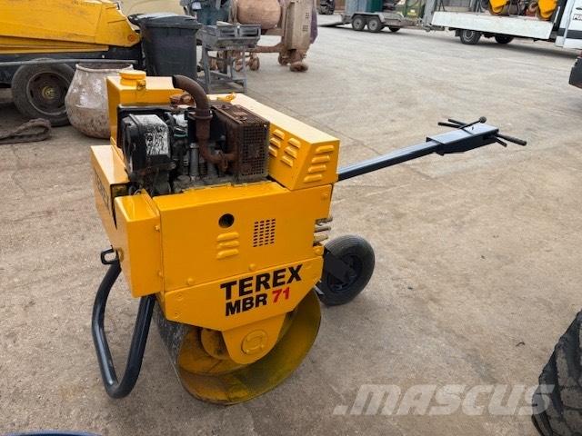 Terex MBR71 Ühe trumliga rullid