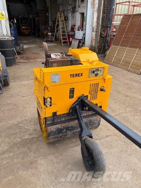 Terex MBR71 Ühe trumliga rullid