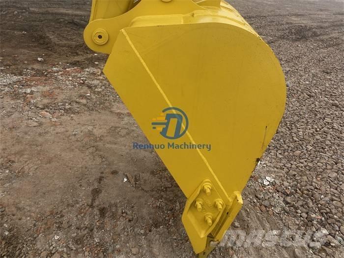 Komatsu PC 130 Roomikekskavaatorid