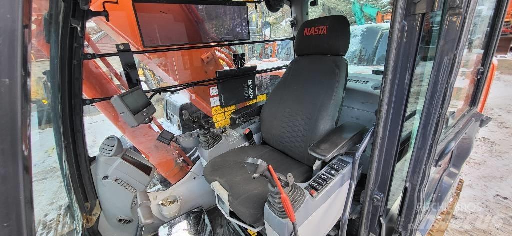 Hitachi ZX 210 LC-6 Roomikekskavaatorid