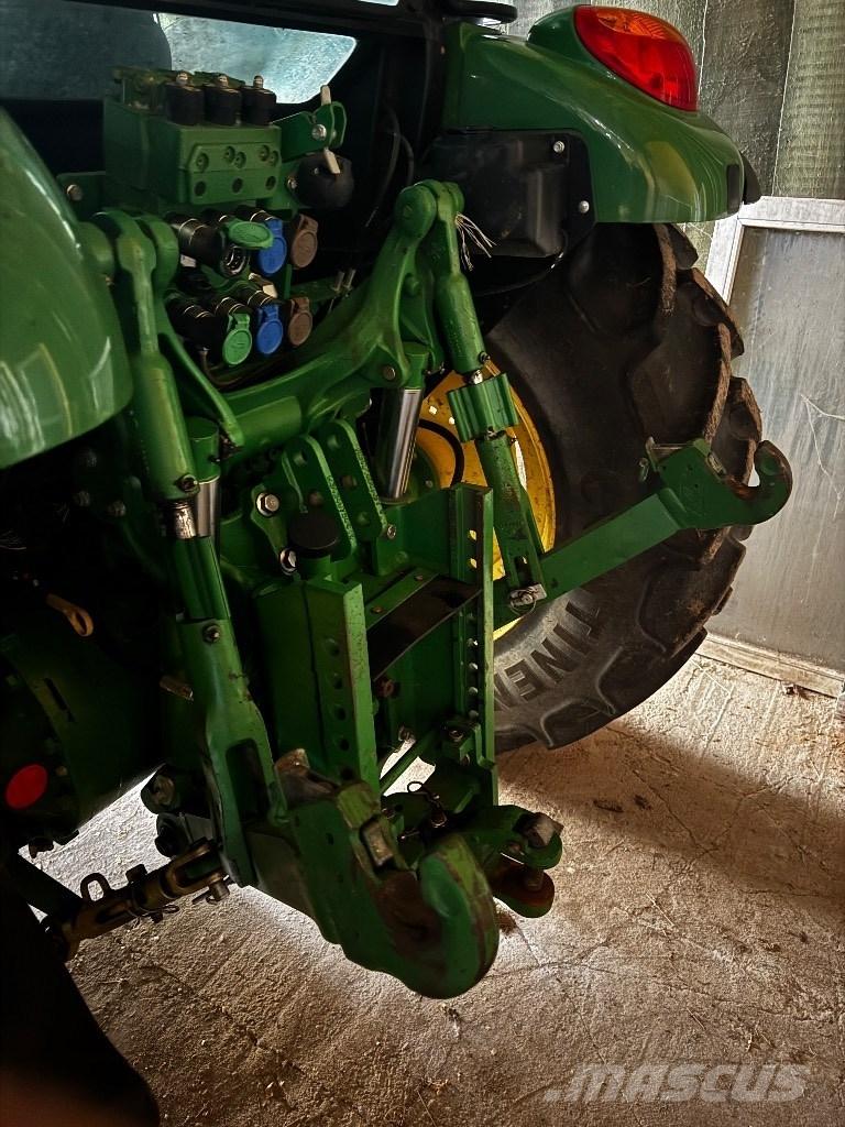 John Deere 5100 M Traktorid