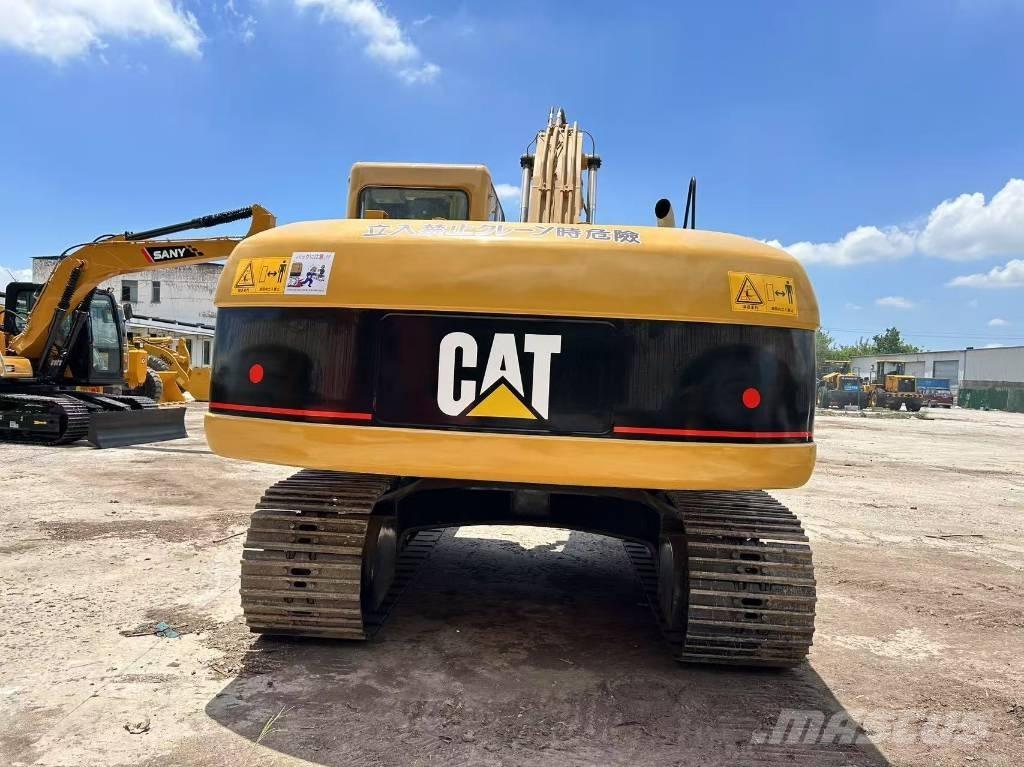 CAT 320 C Roomikekskavaatorid