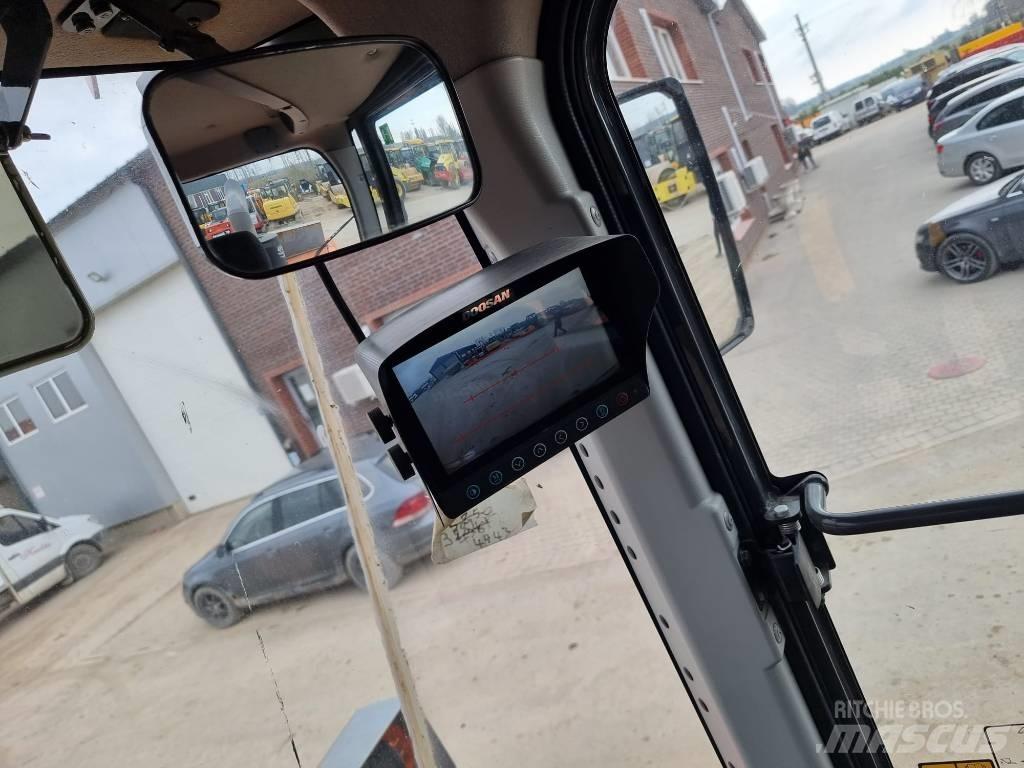 Doosan DL 200-3 Rataslaadurid