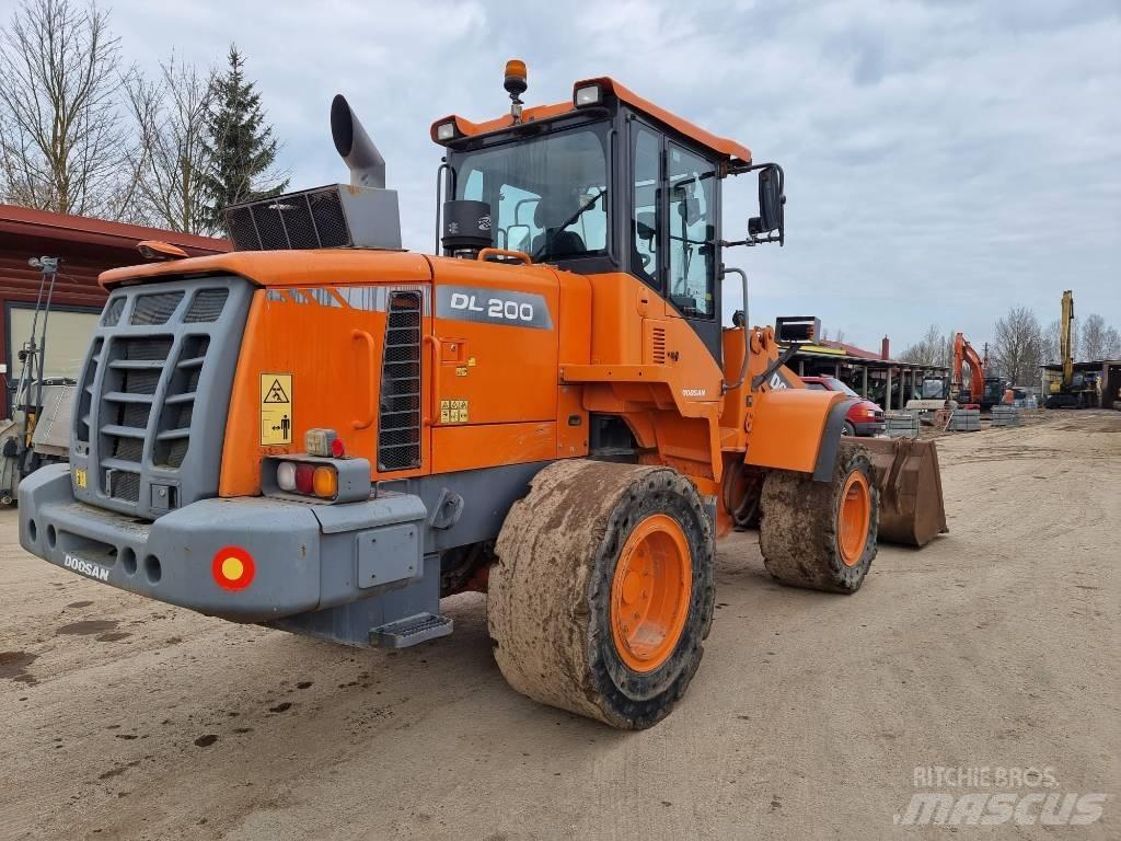 Doosan DL 200-3 Rataslaadurid
