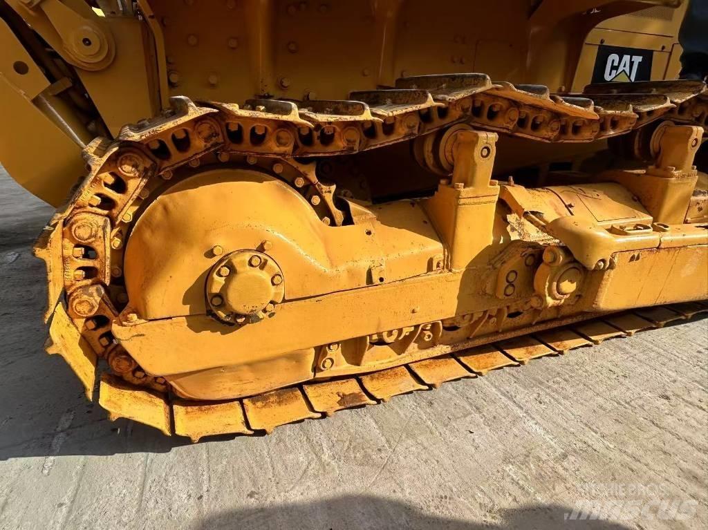 CAT D 7 G Buldooserid