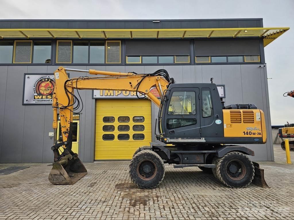 Hyundai R140W-7A Ratasekskavaatorid