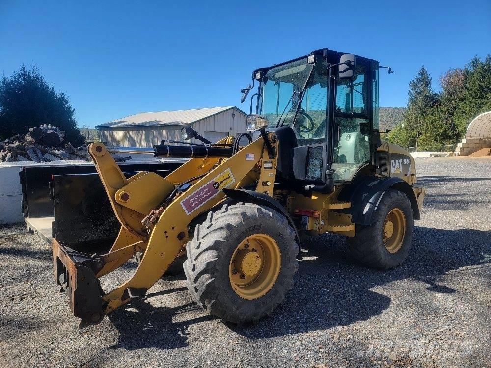 CAT 908 H 2 Rataslaadurid