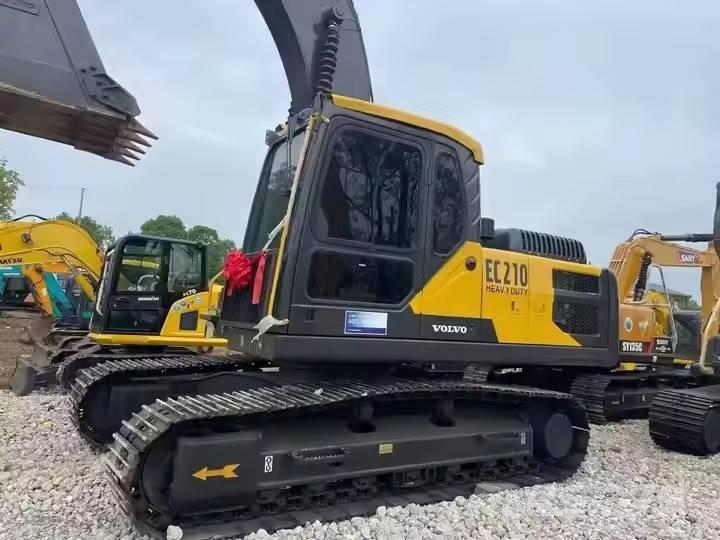 Volvo EC 210 Roomikekskavaatorid