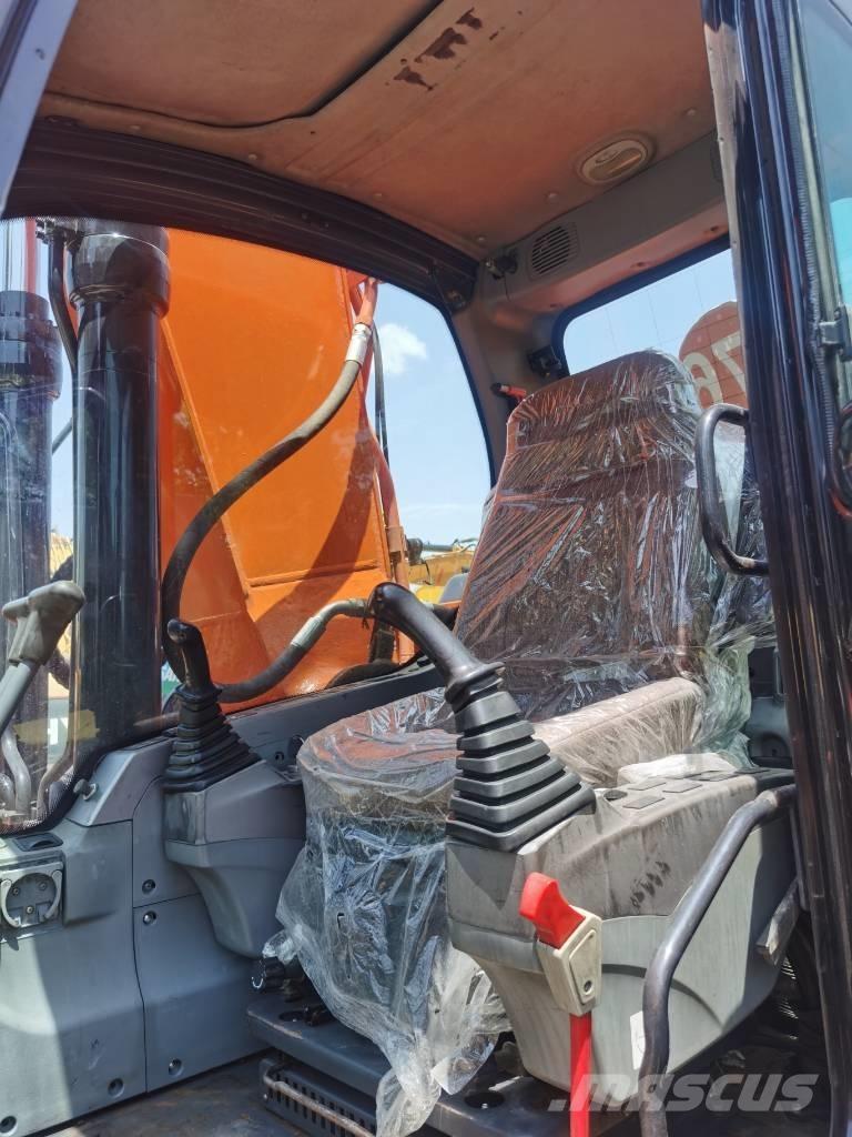 Doosan DX 225 LC Roomikekskavaatorid