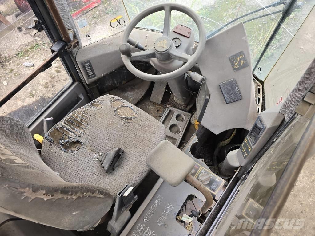 JCB 456 FOR PARTS Rataslaadurid