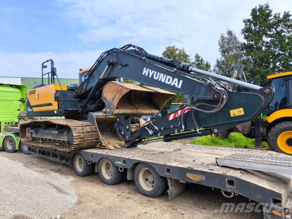 Hyundai HX 210 AL Roomikekskavaatorid