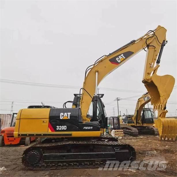 CAT 320D Roomikekskavaatorid