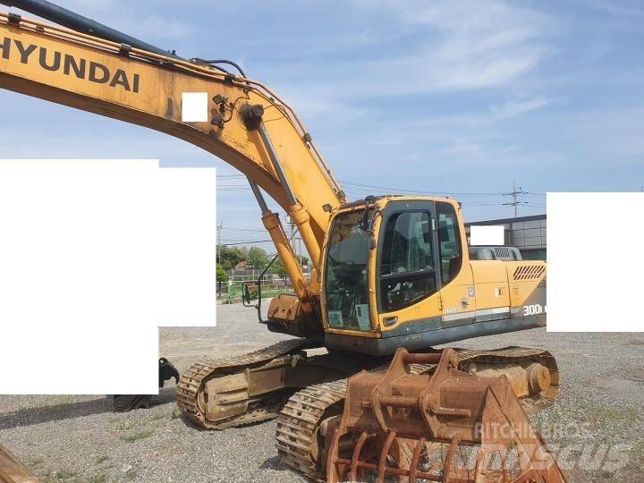 Hyundai Robex 300 LC Roomikekskavaatorid