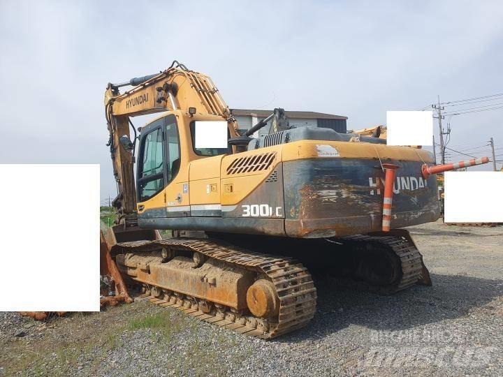 Hyundai Robex 300 LC Roomikekskavaatorid