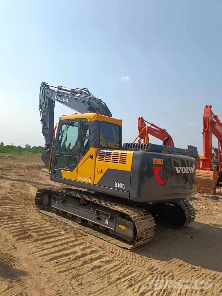 Volvo EC 140 Roomikekskavaatorid