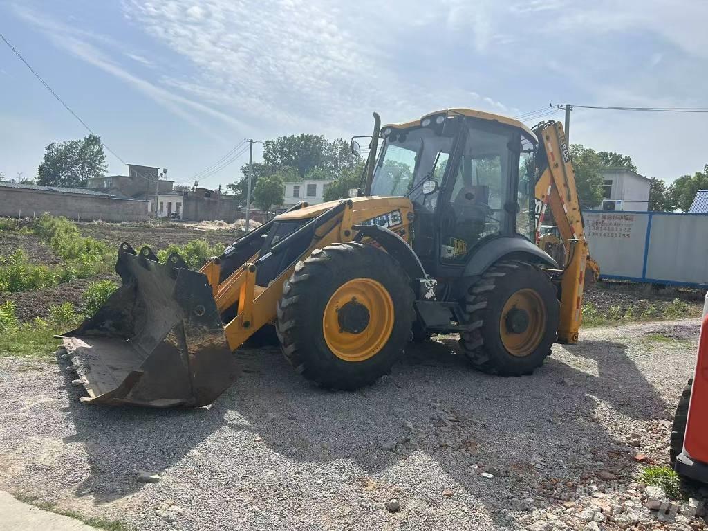 JCB 4 CX Ekskavaatorlaadurid
