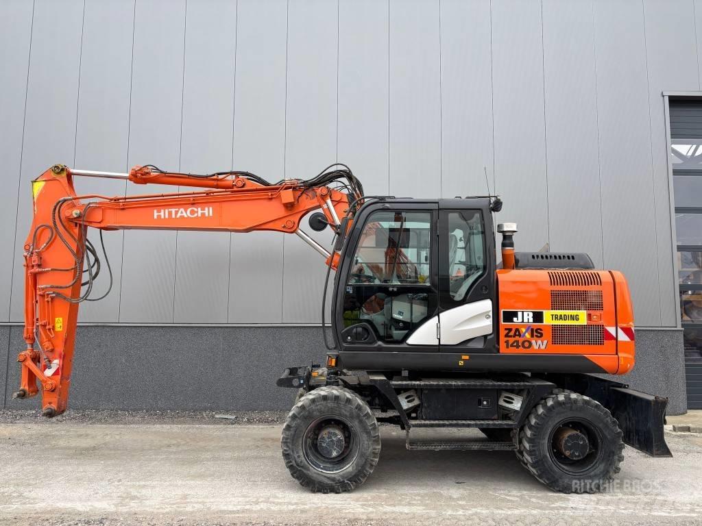 Hitachi ZX 140 W-5B Ratasekskavaatorid