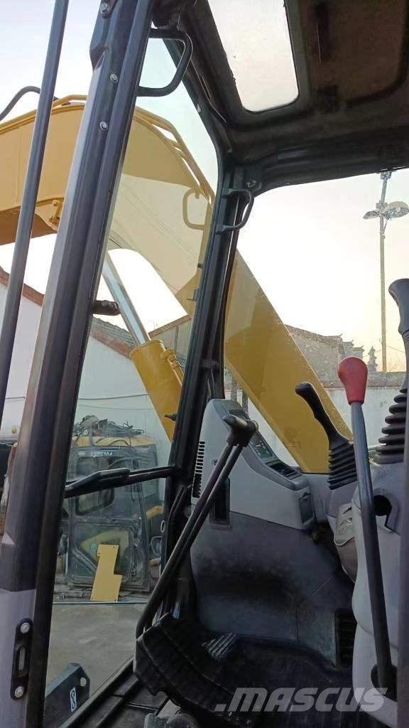 Komatsu PC 78 US Roomikekskavaatorid