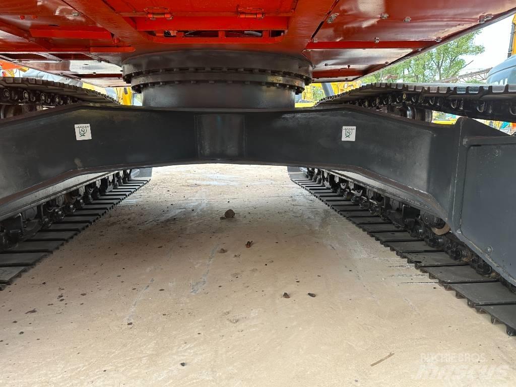 Doosan DX 225 LC-9 Roomikekskavaatorid