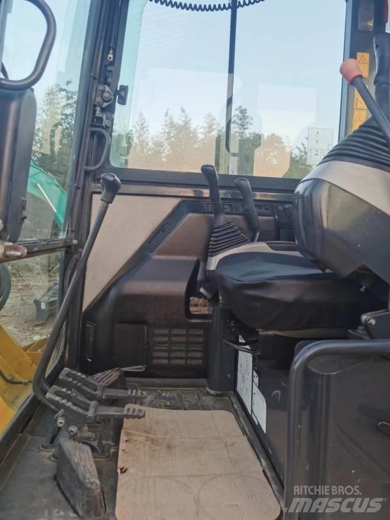 Komatsu PC 56 Miniekskavaatorid < 7 t