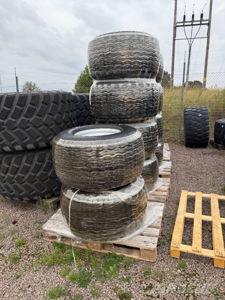  Däck 400/60-15,5 Rehvid, rattad ja veljed