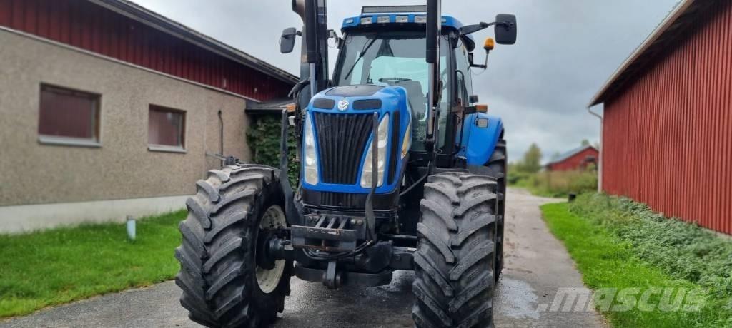 New Holland T 8040 Traktorid