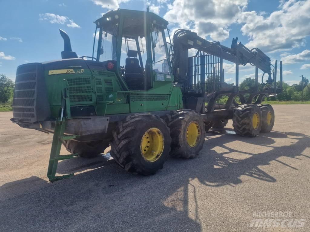 John Deere 1110G Forwarderid