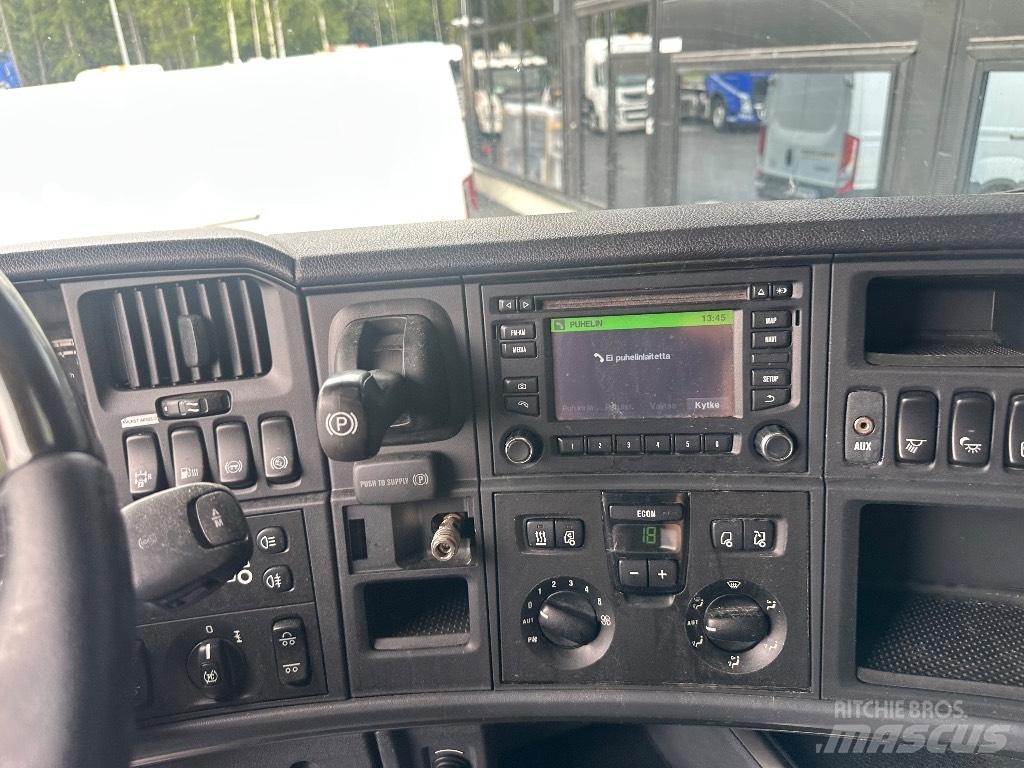 Scania R520 6x2 Sadulveokid