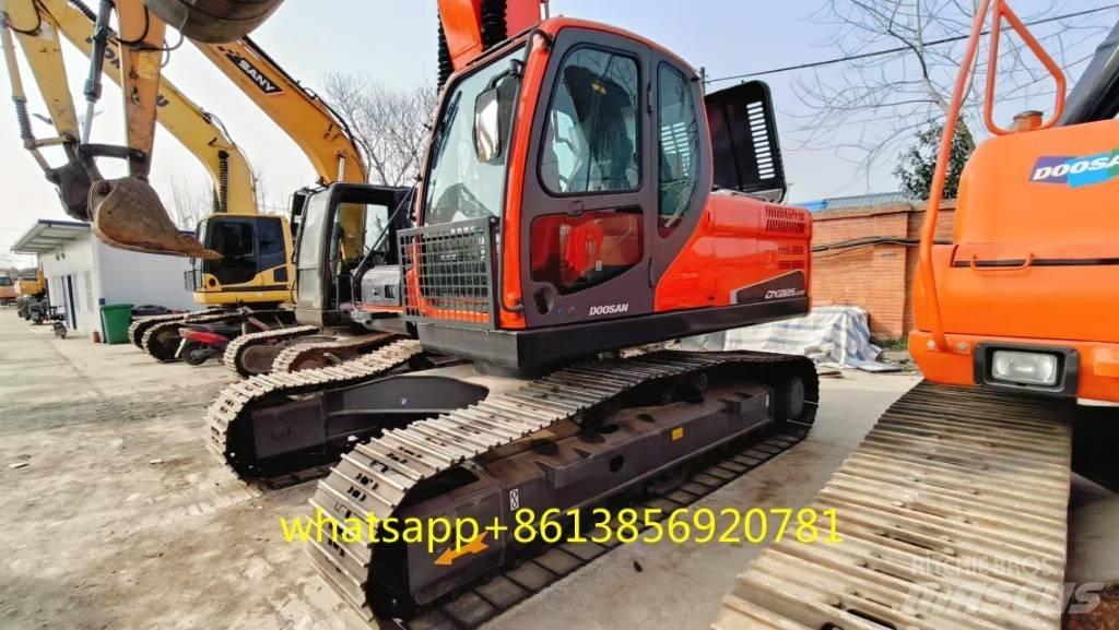 Doosan DX 225 Roomikekskavaatorid
