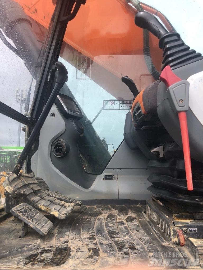 Doosan DX380LC-5 Roomikekskavaatorid