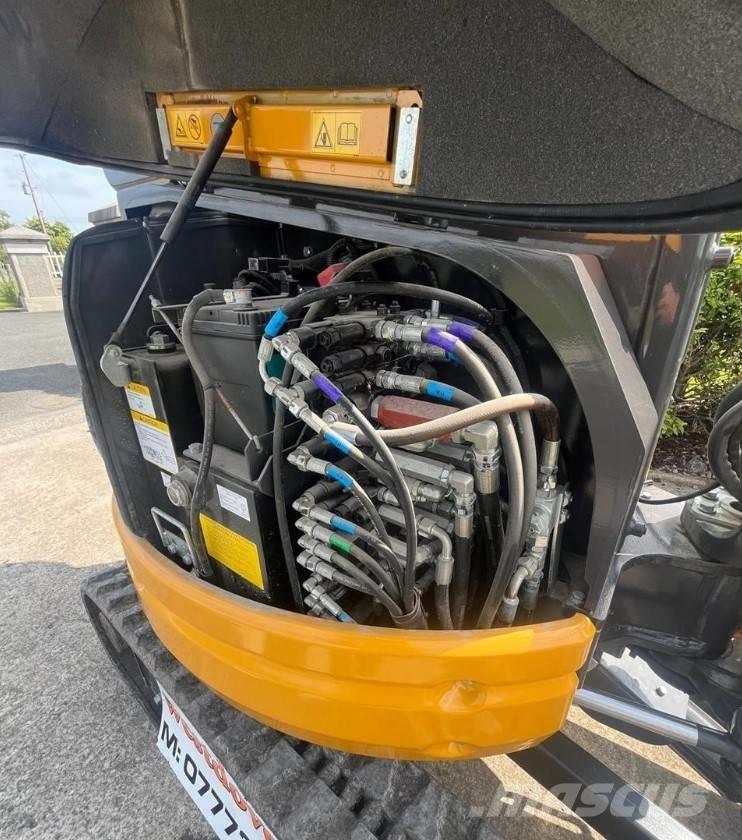 Kato HD27V4 Väikeekskavaatorid 7t-12t