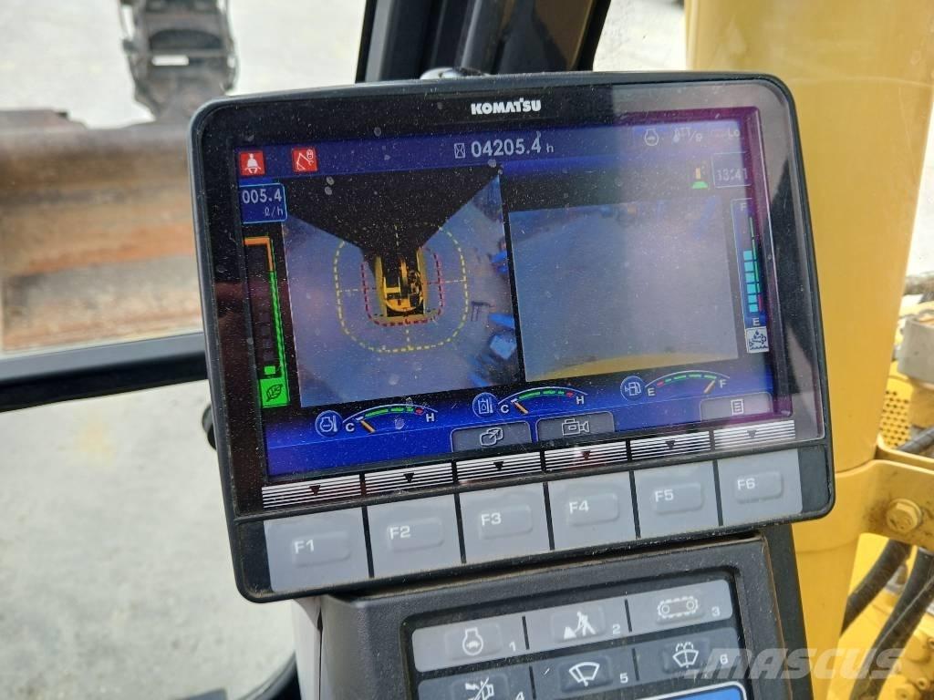 Komatsu PC 138 US-11 Roomikekskavaatorid
