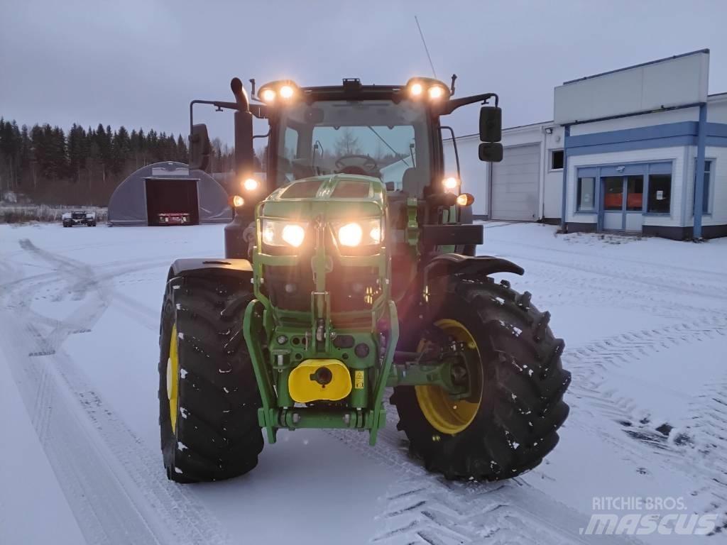 John Deere 6155 R Traktorid