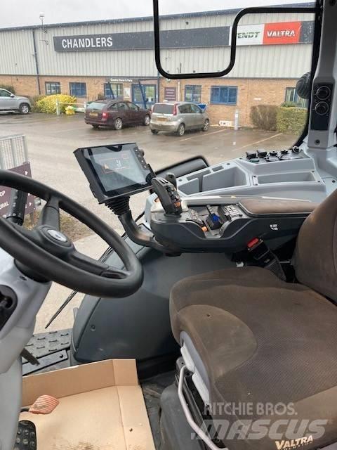 Valtra T 254 V Traktorid