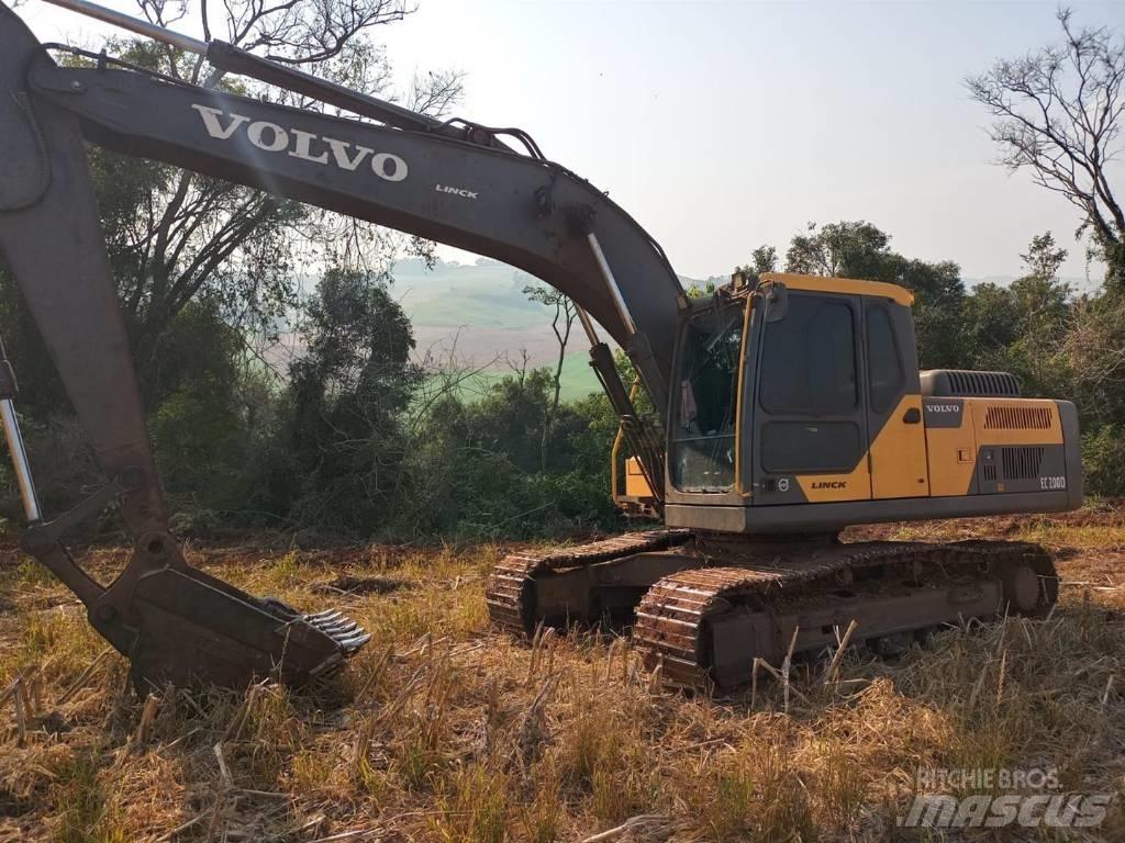 Volvo EC 200 D Roomikekskavaatorid