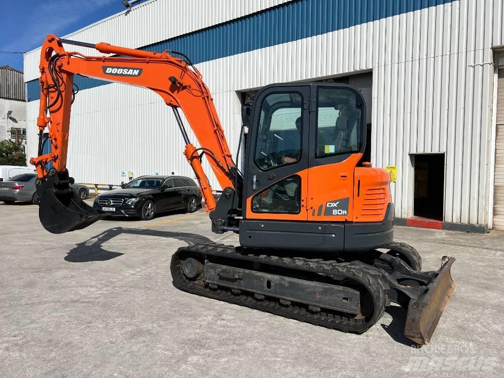 Doosan DX 80 R Väikeekskavaatorid 7t-12t